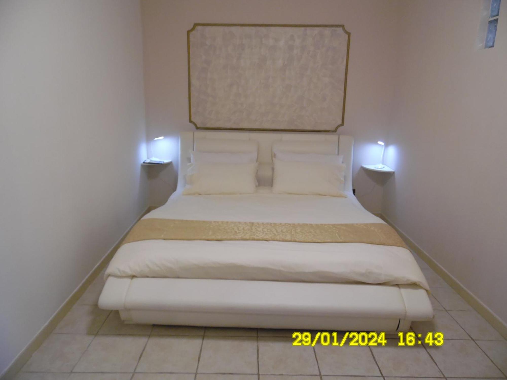 La Casa Di Giuditta - B&B Casa Vacanze - Ramacca Zewnętrze zdjęcie